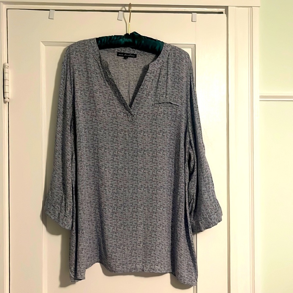 V neck top
